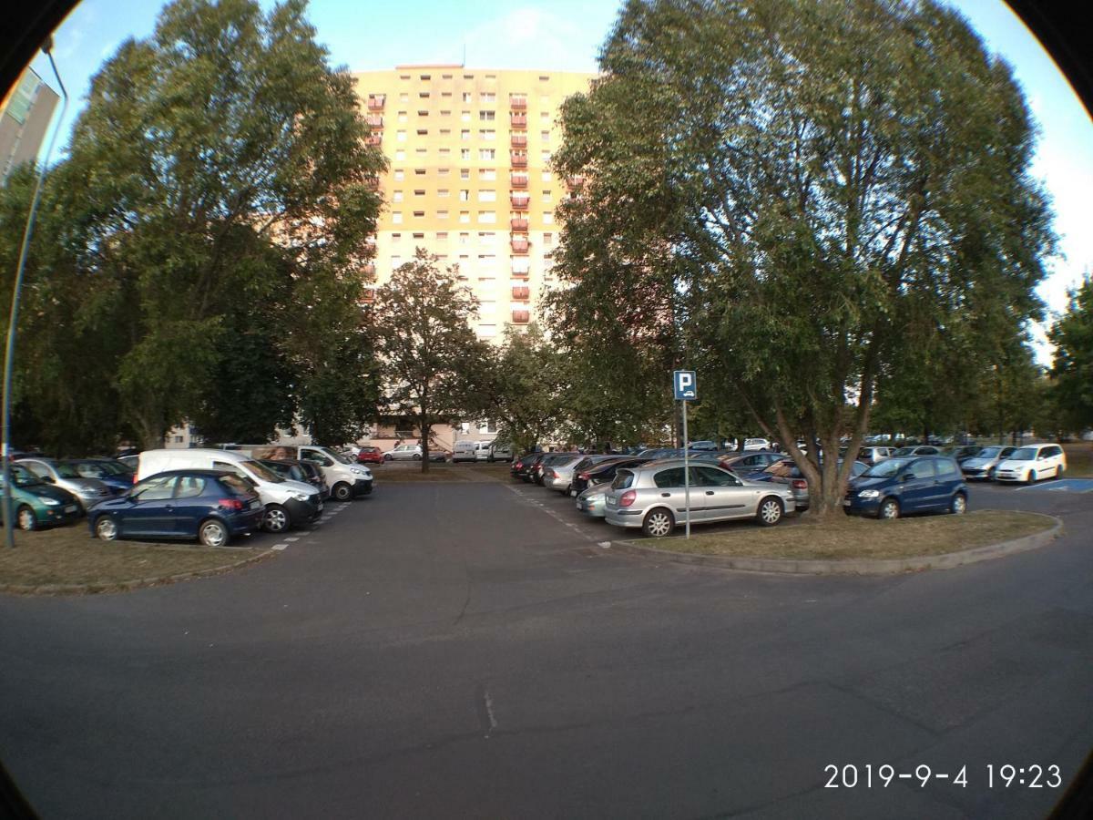 2020 Zwyciestwa 18 - Mieszkanie / Kawalerka / Studio Poznań Exterior foto